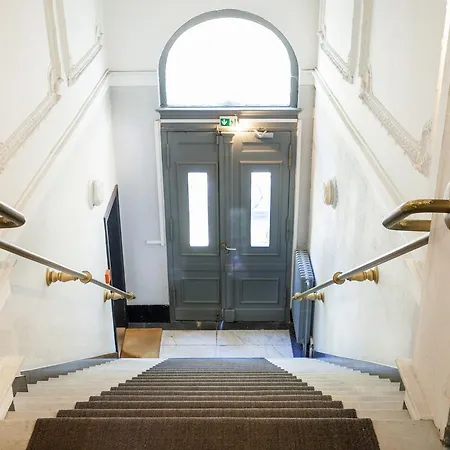 Metropolitan Otel 3*
