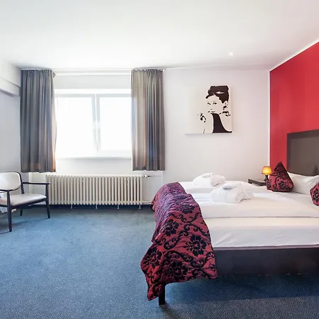 Metropolitan Hotel