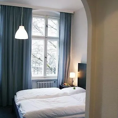 Metropolitan 3*